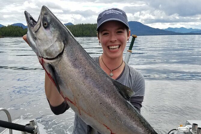 Salmon Fishing in the Salmon Capital of the World - The Advantages of Modern Equipment and Small Groups