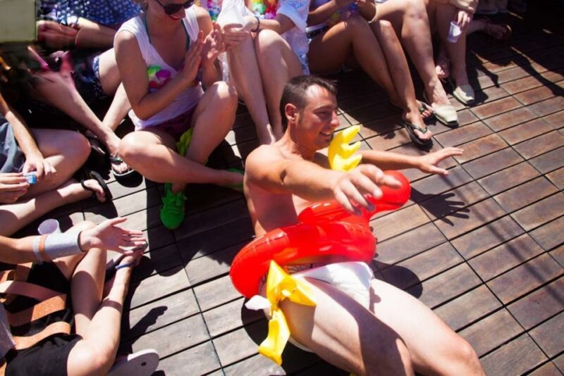 Salou: 2-Hour Boat Party With Drinks and Music - Key Points