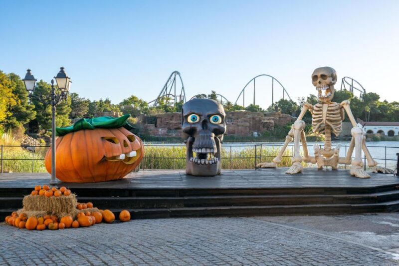 Salou: PortAventura Theme Park Entry Ticket - Park Attractions and Themed Zones