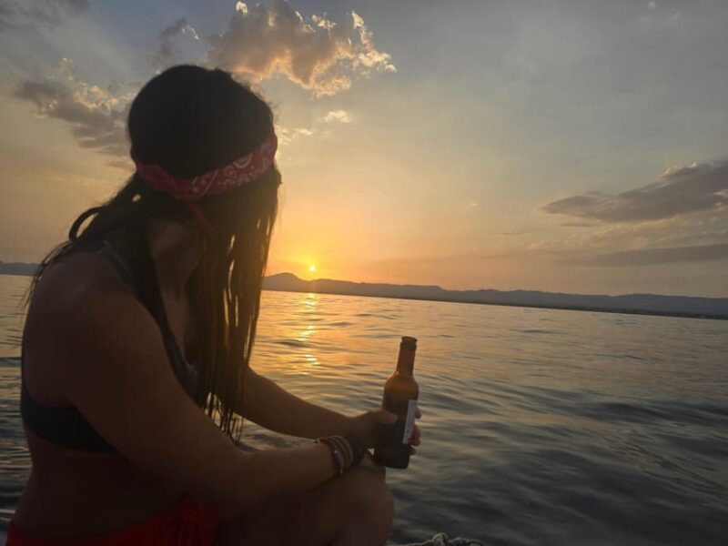 Salou: Sunset on Boat - Tranquil Sailing Experience
