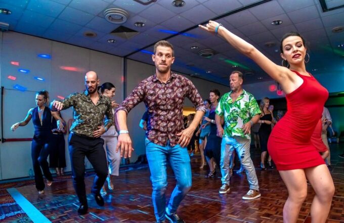 Salsa Experience: Learn Salsa W/ a Professional Instructor - Live Music and Atmosphere