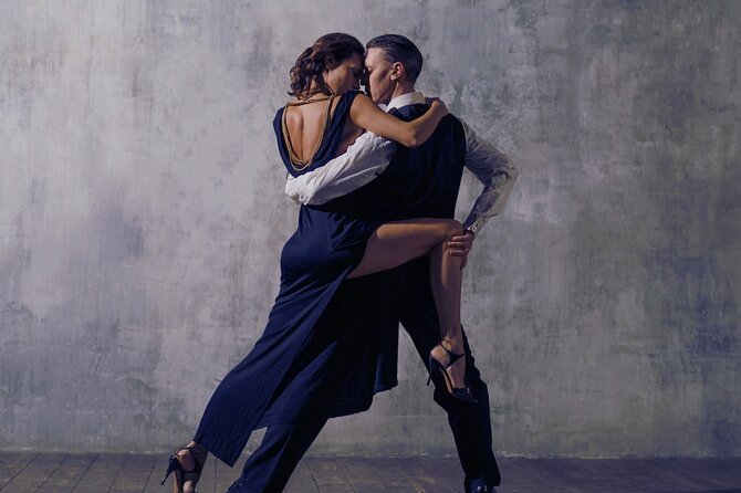 Salsa Lesson, Burlesque and Mojitos - Key Points