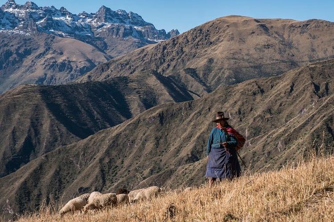 Salt Mines, Mountains and Quechua Farmers - Full Day Photography Expedition - Capturing Breathtaking Mountain Landscapes