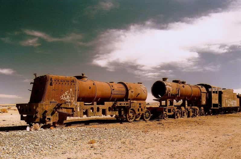 SALT PISOS TOUR UYUNI - 1D English Speaking Guide - Itinerary Highlights
