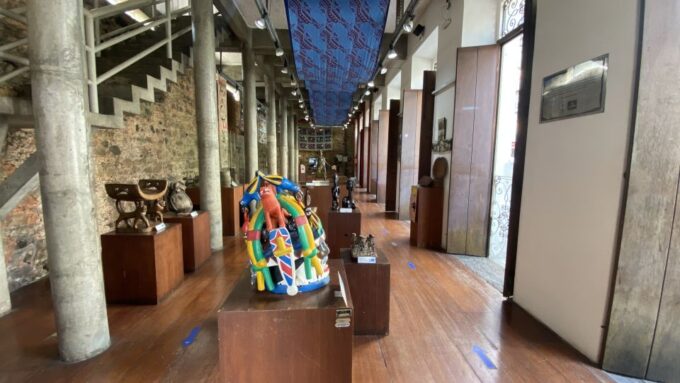 Salvador: African Heritage & Acaraje Tasting 4-Hour Tour - Touring the Casa Do Benin Museum