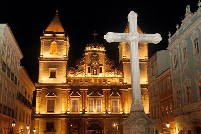 Salvador by Night: Pelourinho & Old Town Tour - Key Points