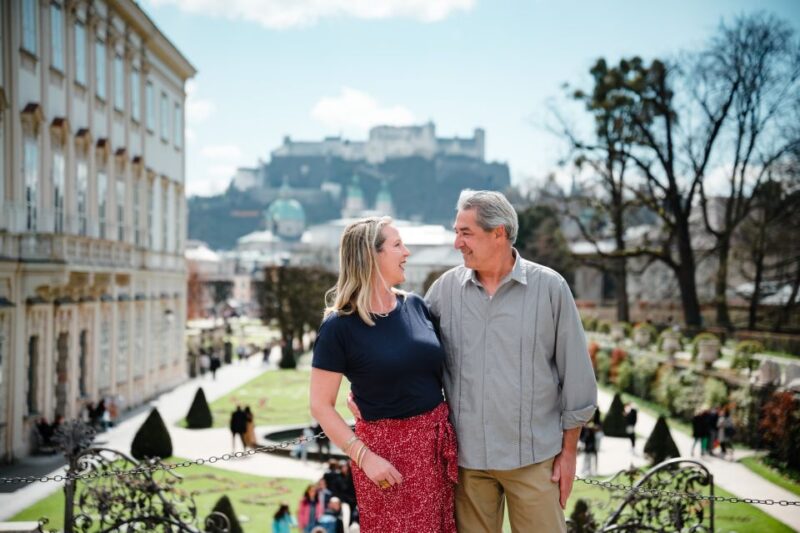 Salzburg: 2-Hour Guided Walking Tour With a Photographer - Key Points