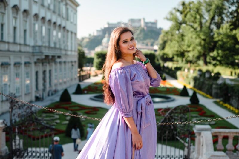 Salzburg: 2-Hour Guided Walking Tour With a Photographer - Historic Town Center