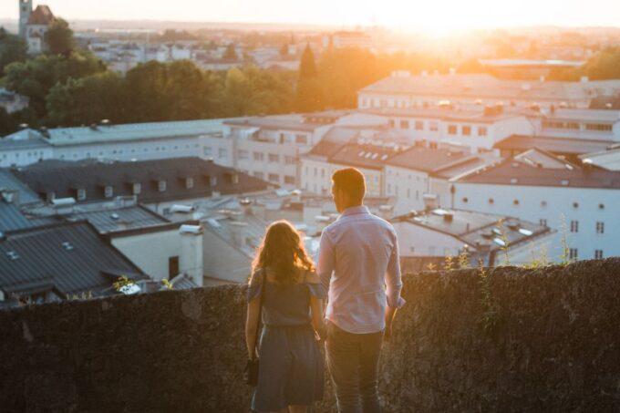 Salzburg: 2-Hour Guided Walking Tour With a Photographer - Frequently Asked Questions