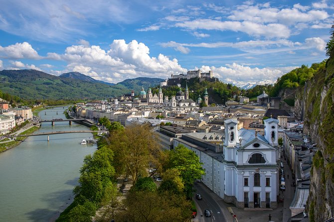 Salzburg and Lake District Day Tour From Munich - Visiting Lake Mondsee