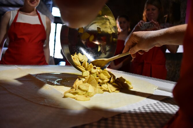 Salzburg Christmas Cookies and Apple Strudel Cooking Lesson - Inclusions and Meeting Information