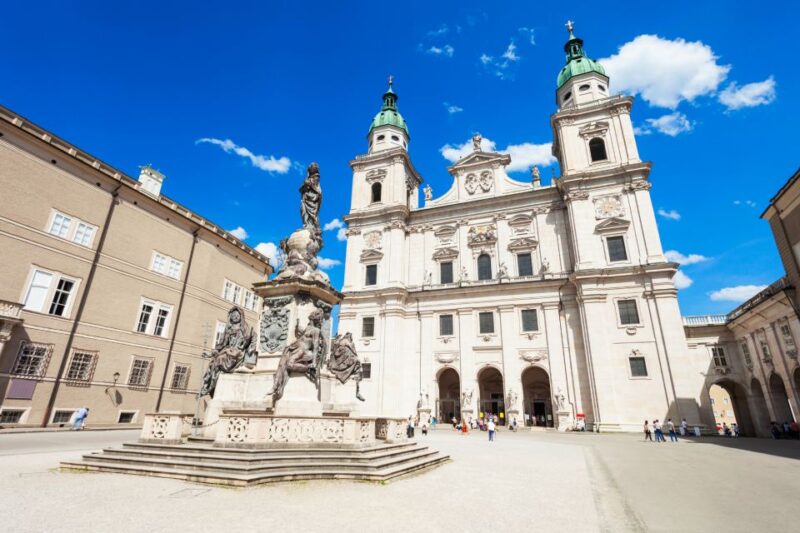 Salzburg: City Exploration Game and Tour - Key Points