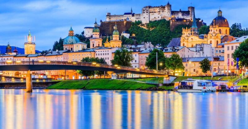 Salzburg: First Discovery Walk and Reading Walking Tour - Uncovering Mozarts Birthplace and Residences