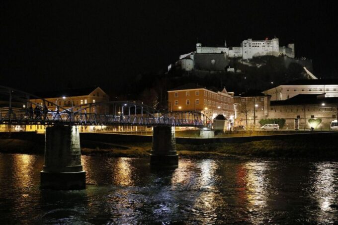 Salzburg: Hallstatt and Sound of Music Tour - Sound of Music Tour