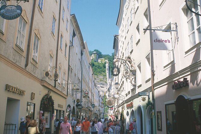 Salzburg Hop-On Hop-Off Bus Tour - Food and Drink