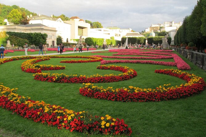 Salzburg Introduction Private Walking Tour - Duration and Inclusions