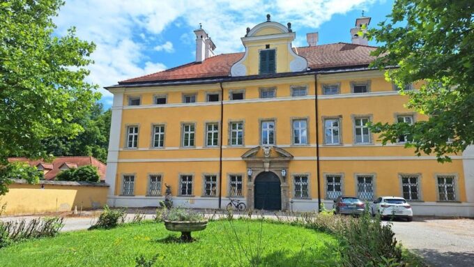 Salzburg: Nature and Culture on Two Wheels - Frequently Asked Questions