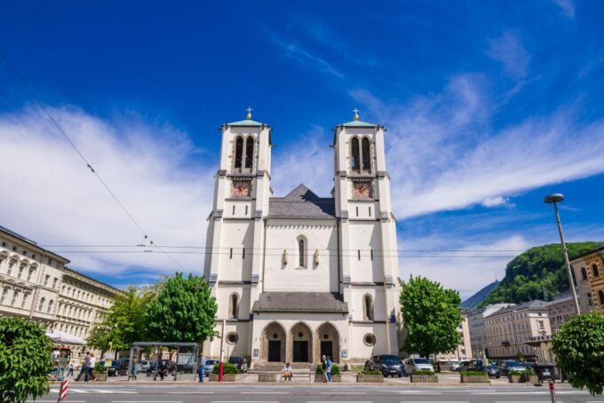 Salzburg: Old Town Highlights Private Walking Tour - Mozarts Birthplace