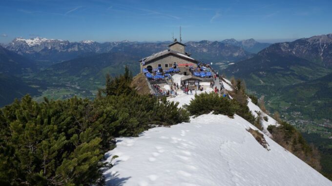 Salzburg: Private Eagles Nest Tour - Pricing and Booking Information