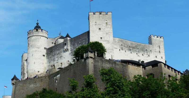 Salzburg: Private Exclusive History Tour With a Local Expert - Discovering Architectural Gems