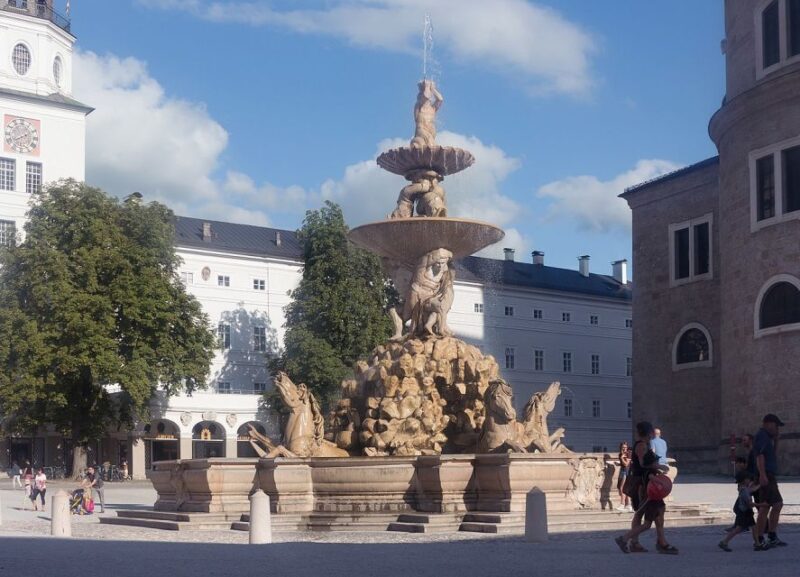 Salzburg: Private One-Way Transfer to Cesky Krumlov - Transfer Duration