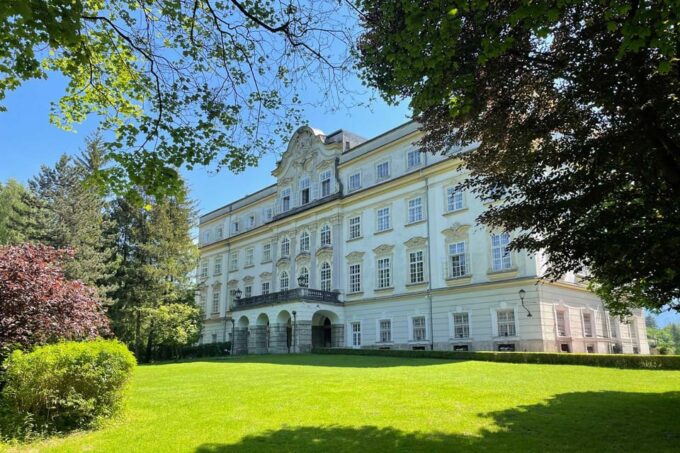 Salzburg: Private Sound of Maria Tour to Filming Locations - Reservation and Cancellation