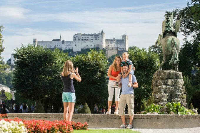 Salzburg: Scavenger Hunt for Families (Self-Guided Citywalk) - Engaging and Informative Tasks