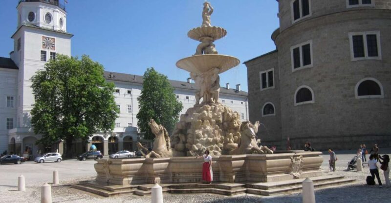 Salzburg: Sound of Music Sightseeing Walk With Audio Guide - Audio Guide Features