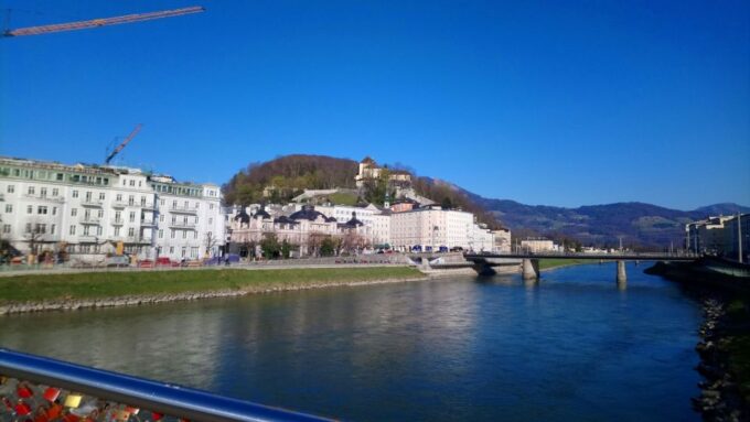 Salzburg: Sound of Music Sightseeing Walk With Audio Guide - Tour Language
