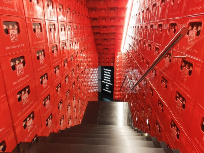 Salzburg: Stiegl Brewery Tour With Beer Tasting - Commemorative Brewery Shop Gifts