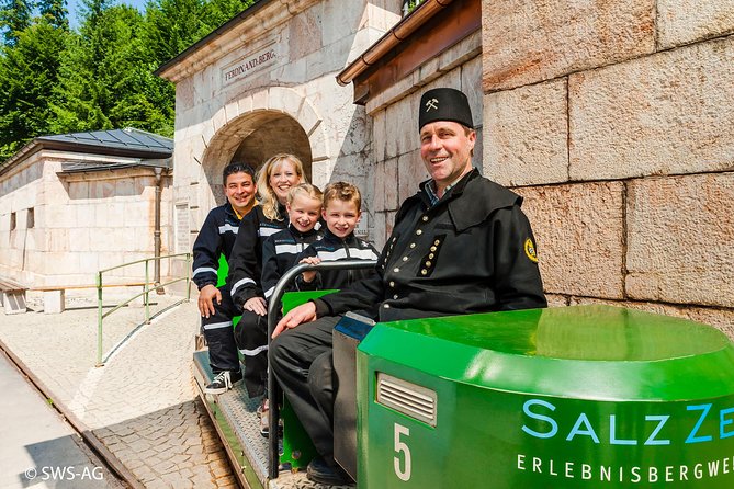 Salzburg Super Saver: Original Sound of Music and Salt Mines Day Trip - Sailing on the Salt Lake