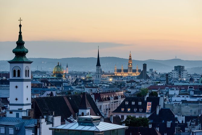 Salzburg to Vienna, Private Transfer, 2h of Sightseeing, Local Driver, English - Customization Options