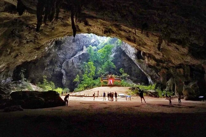 Sam Roi Yod National Park & Praya Nakhon Cave Private Tour From Hua Hin - Transportation and Comfort