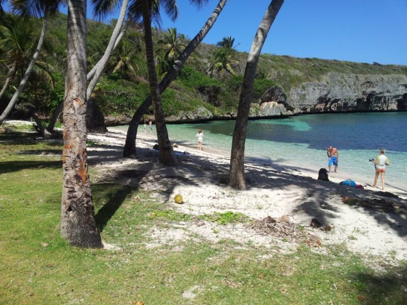 Samana: Fronton & Madame Beach Tour Las Galeras - Highlights of the Tour