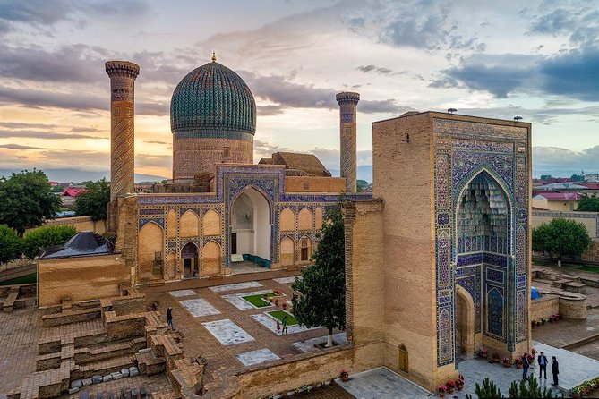 Samarkand Airport / Railway Station - Samarkand City Transfer - Meeting Point Selection Options