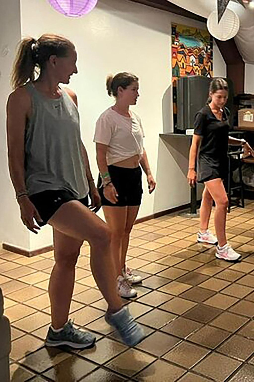 Samba Flow: 1-Hour Lesson With a Passista - Suitability for Beginners and Experienced Dancers