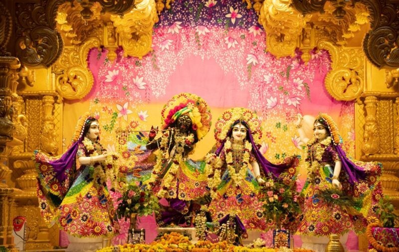 Same Day Mathura and Vrindavan Trip From Delhi Or Agra - What to Bring and Restrictions