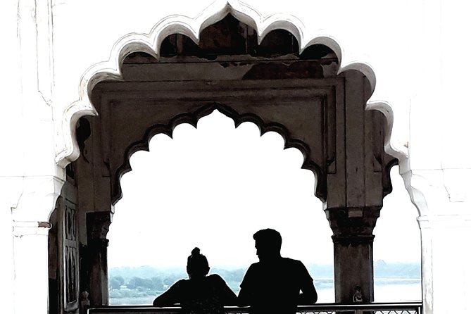 Same Day Taj Mahal And Agra Fort Tour By Super Fast Train From Delhi - Itinerary Highlights