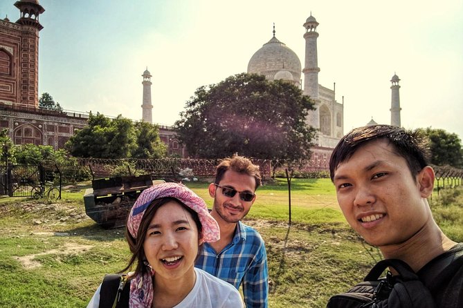 Same Day Taj Mahal And Agra Fort Tour By Super Fast Train From Delhi - Visiting Taj Mahal