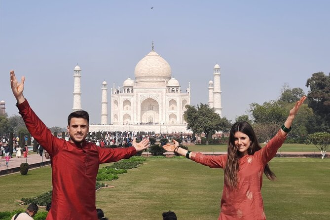 Same Day Taj Mahal and Agra Fort Tour From Bangalore - Reviews and Ratings