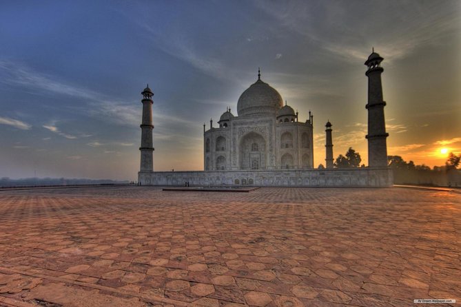 Same Day Taj Mahal Tour by Gatimaan Express Train With Lunch - All Inclusive - Tour Overview