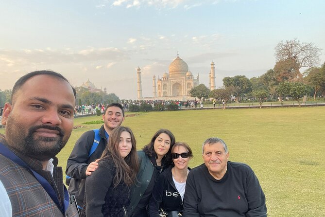 Same Day Taj Mahal Tour From Delhi - Pickup Information