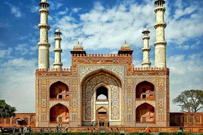 Same Day Tour of Tajmahal With Mathura and Vrindavan - Exploring Mathura