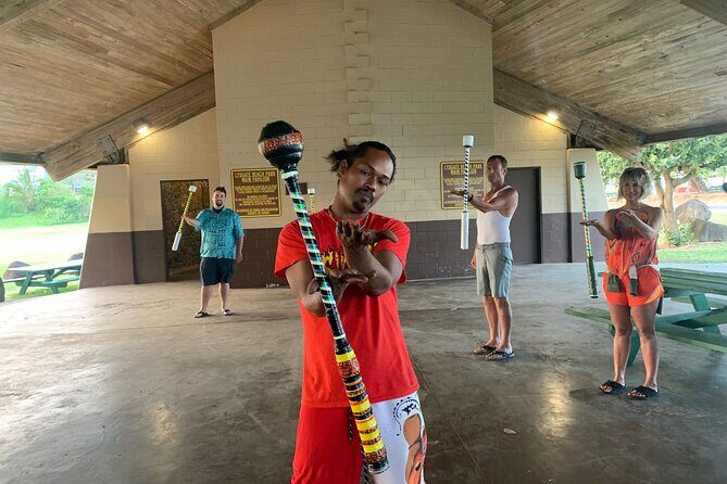 Samoan FireKnife Experience On Kaua'i - Group Size and Atmosphere