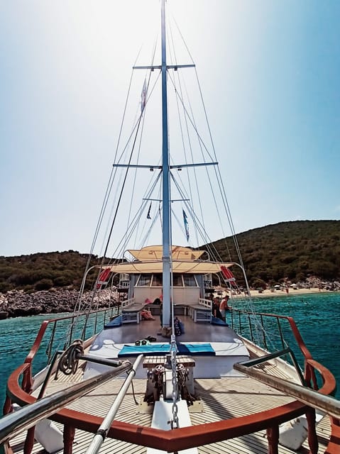 Samos East Coast by Boat With Beachside BBQ - Itinerary Highlights