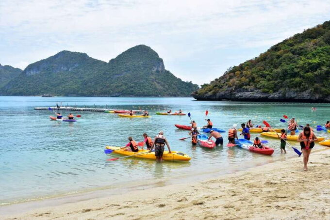 Samui: Angthong Marine Park Boat Tour W/ Transfer and Meals - Lunch, Swimming, and Sightseeing
