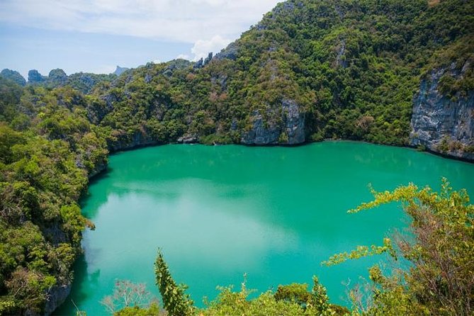SAMUI: ANGTHONG NATIONAL MARINE PARK by Speed Boat-Lunch - Snorkeling Experience