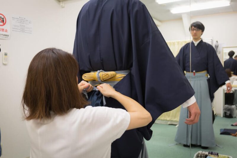 Samurai Kimono Rental for 1 Day (Until 5:30 Pm) - Accessorizing the Traditional Look