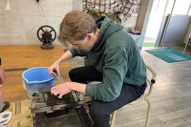 Samurai Knife Making Experience: Visit Gifu Renowned Knife Museum - Professional Knife Instructor