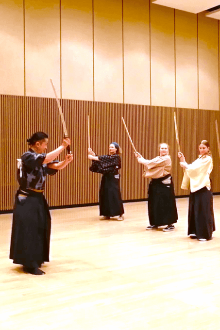 Samurai Sword Fight Experience by the Top Performers - Navigating the Meeting Location